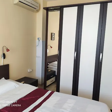 Apartman на море с собственным бассейном и подземным гаражом *